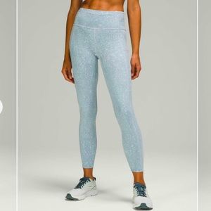 NWT lululemon Fast and Free Tight 25” nulux blue